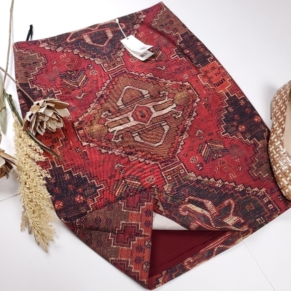 New Tory Burch Silk Wool Aztec Print Skirt Sz 10 - Picture 2 of 12